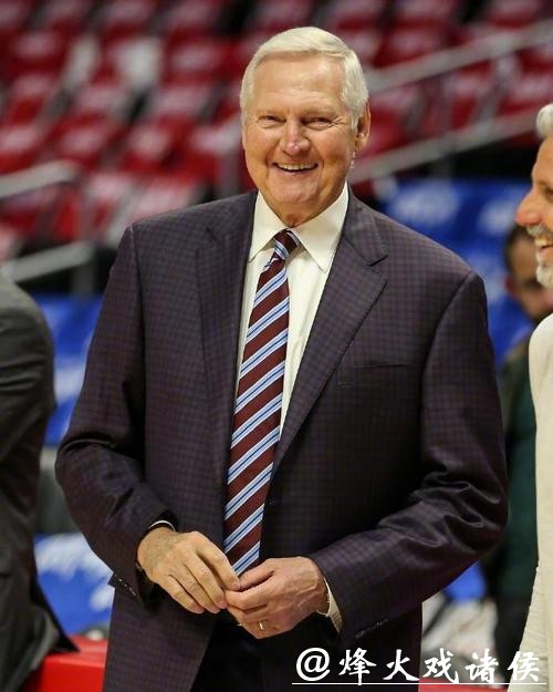 卡特比卢普斯正式进入名人堂 韦斯特第三次进 卡特比卢普斯正式进入名人堂 韦斯特第三次进